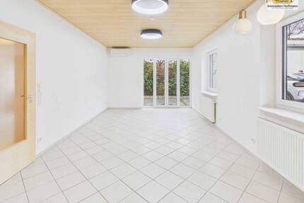 Wohnen auf einer Ebene: Moderne EG-Wohnung mit Terrasse & Stellplatz in Alzenau