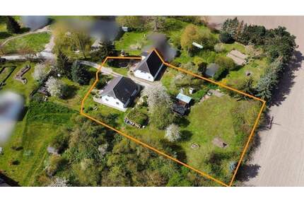 2 Häuser auf großem Grundstück! - Splietsdorf