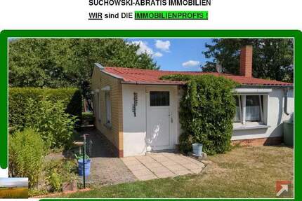 *** Gepflegtes Wochenendgrundstück mit geräumigem Bungalow und ca. 500 m² Eigenland *** Provisionsfrei für den Käufer - Dahme