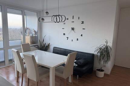 Hochmoderne 3-Zi.-ETW 75 m² + Balkon + voll möbliert - 160.000 € VB! - Krefeld Benrad-Nord