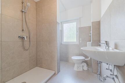 Provisionsfreie 4-ZKB - DG Wohnung in Brühl