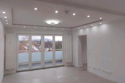 Großzügige 4-Zimmer-Wohnung mit zwei Balkonen, zwei Stellplätze - Pfungstadt