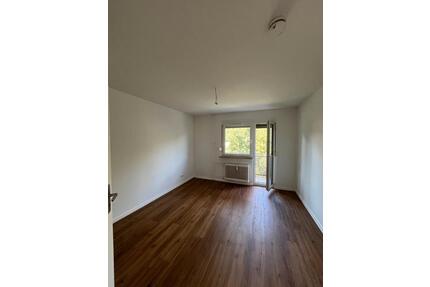 Günstige zwei Zimmer Wohnung am Marbachweg 280 - 60320 - Frankfurt am Main