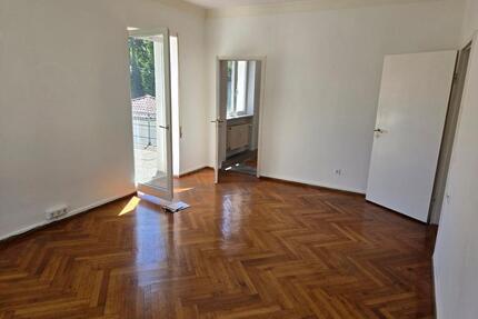 Stilvolle sonnige 3-Zimmer-Wohnung, Dachterrasse, Ehi-Zentrum - Ehingen (Donau)
