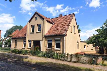 Haus zum Kaufen in Dömitz 95.000,00 € 120 m²