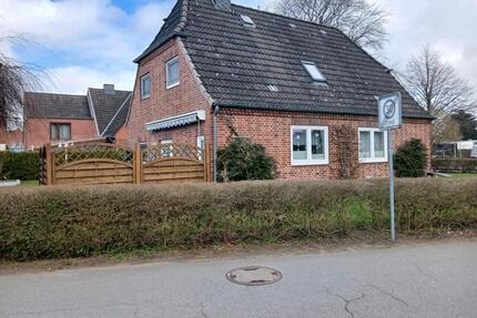 Einfamilienhaus Großenwiehe - 320.000,00&nbsp;EUR Kaufpreis, ca.&nbsp; 111,00&nbsp;m&sup2; in Großenwiehe (PLZ: 24969)