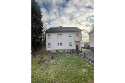 Haus zum Kaufen in Fulda 300.000,00 € 190 m²