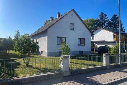 Charmant kernsaniertes Einfamilienhaus in sonniger Ruhelage - mit großem Potenzial - Garching an der Alz