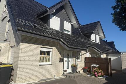 Doppelhaushälfte in Bielefeld-Dalbke Gesamtnutzfläche 240m²