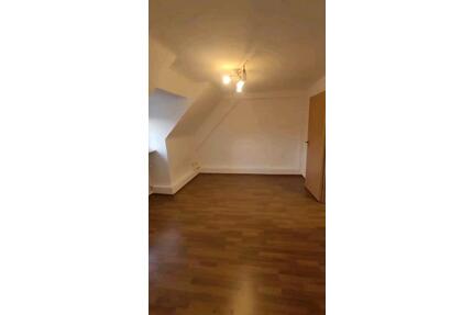 dachwonung - 650,00&nbsp;EUR Kaltmiete, ca.&nbsp; 58,00&nbsp;m&sup2; in Singen (Hohentwiel) (PLZ: 78224)