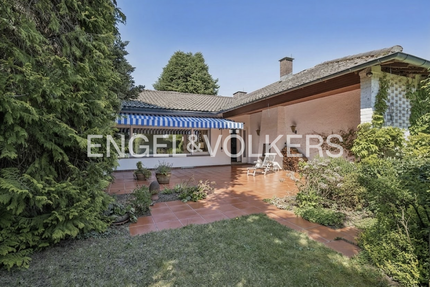 Haus zum Kaufen in Dreieich 895.000,00 € 174.09 m²