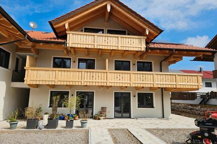Neubau - Hochwertige 3-Zimmer-Wohnung mit Garten in Grassau - Bernau am Chiemsee