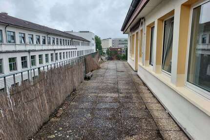 Wohnung zum Mieten in Saarbrücken 730,00 € 74 m²
