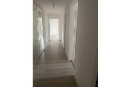 Großzügige frisch renovierte 90 m² 4-Zimmer Wohnung zu vermieten - Kirchheimbolanden