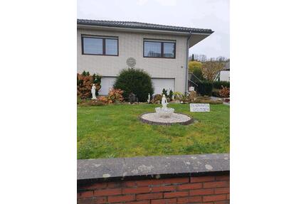 Einfamilienhaus mit Einliegerwohnung in Niederbachem - Bonn Bad Godesberg