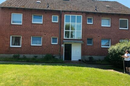 Stapel-3-Zi. ET Wohnung-65qm-Balkon-DB-EBK