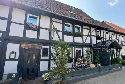 Haus zum Kaufen in Kalefeld 179.000,00 € 202 m²