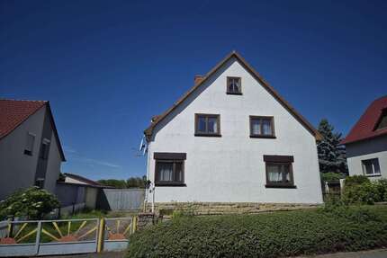 Haus zum Kaufen in Hörsel 102.500,00 € 181 m²