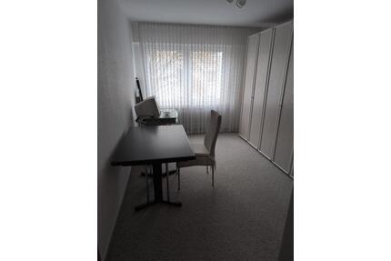 3-4er WG 108 m² plus riesigem Balkon, EBK, Top-Lage Hermannstraße - Osnabrück Wüste