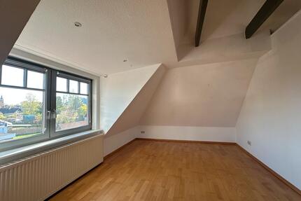 Lichtdurchflutete Dachgeschosswohnung mit Sonnenterrasse in Jever