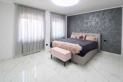 Haus zum Kaufen in Idstein 830.000,00 € 219.19 m²