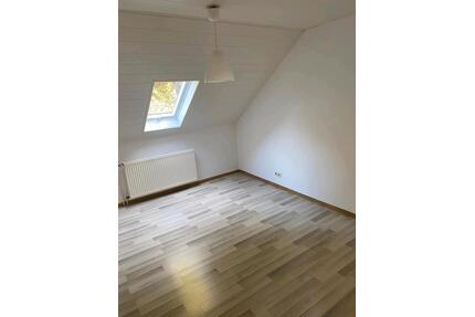 Dachgeschosswohnung in Kusel zu vermieten