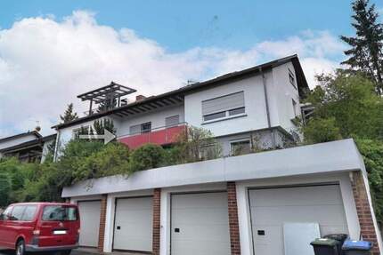 Tolle Wohnung mit vielen Extras! Garage, Garten, Balkon, Terrasse usw. - Aidlingen Deufringen