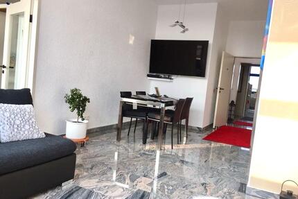 Luxus pur - helle 2 Zi.-Whg - Marmorbad sehr zentral, Raunheim