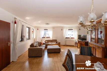 Haus zum Kaufen in Stockstadt am Main 389.000,00 € 119.96 m²