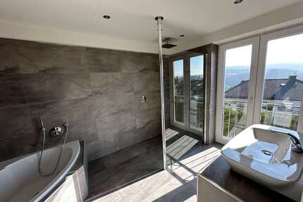 Haus zum Kaufen in Eppstein 998.990,00 € 250.03 m²