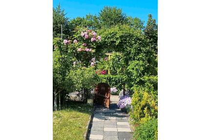 Kleingarten - 1.800,00&nbsp;EUR Kaltmiete, ca.&nbsp; 0,00&nbsp;m&sup2; in Mönchengladbach (PLZ: 41069) West