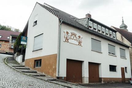 Alte Bäckerei – Charmantes Wohnhaus mit Gewerbefläche und Garten - Kleinlangheim