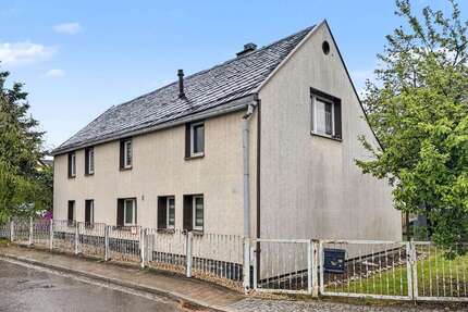 Haus zum Kaufen in Rodewisch 90.000,00 € 140 m²