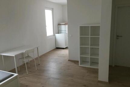 Einzimmerwohnung - 710,00&nbsp;EUR Kaltmiete, ca.&nbsp; 35,00&nbsp;m&sup2; in Stuttgart (PLZ: 70186) Stuttgart-Ost