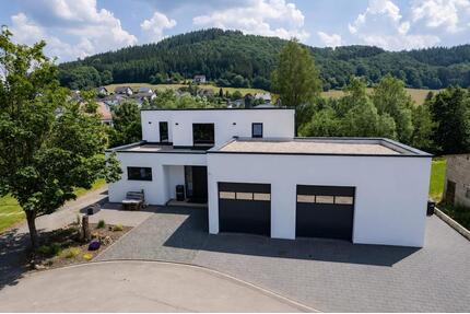Hochwertiger Neubau mit großer Garage + Grundstück *PRIVAT* - Pelm
