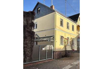 Dieses charmante Haus in Schierstein fühlt sich einsam und sucht liebe, neue Eigentümer! - Wiesbaden