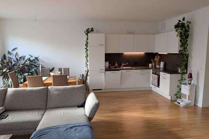 Wohnung zum Mieten in Frankfurt am Main 2.400,00 € 102 m²