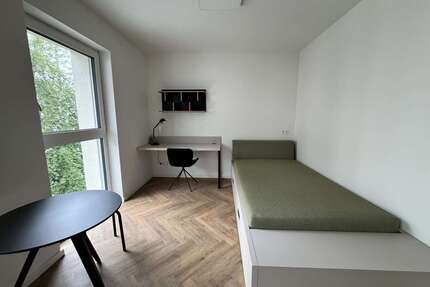 Wohnung zum Mieten in Berlin 582,37 € 23.77 m²
