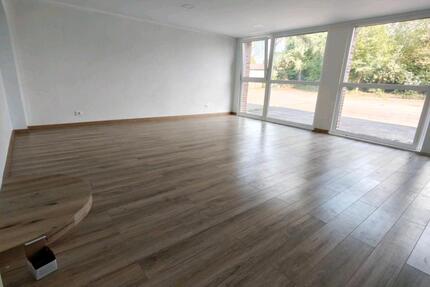 Ich biete eine Mietwohnung - 420,00&nbsp;EUR Kaltmiete, ca.&nbsp; 59,00&nbsp;m&sup2; in Bad Zwischenahn (PLZ: 26160)
