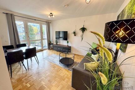 (EF1361_M) Dresden: Plauen, neu möbliertes Apartment mit Parkettböden und Balkon, PKW-Stellplatz mgl.