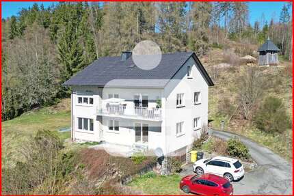 Haus zum Kaufen in Tettau 139.000,00 € 160 m²