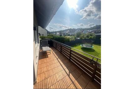 Kernsanierte 4-Zimmer Wohnung mit 45qm DG in ruhiger Lage - Bielefeld Schildesche