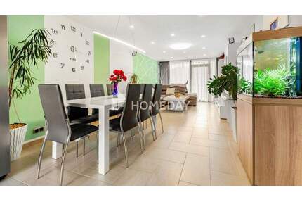 Modern renovierte 3-Zimmer-Wohnung mit zwei Loggien, Aufzug, Schwimmbad und Sauna - Riedenburg