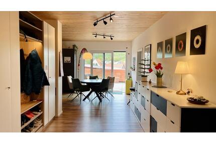 Großzügige 5-Zimmer-Wohnung im modernen Massivholzhaus - Neubrunn