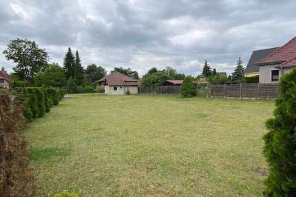 Grundstück zu verkaufen in Hennickendorf 250.000,00 € 961 m²