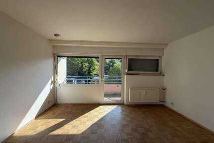 Wohnung zum Kaufen in Pforzheim 100.000,00 € 30 m²