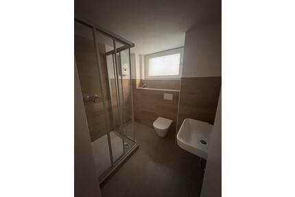 Kernsanierte 2+1 Zimmer-Wohnung mit Balkon - Solingen Mitte