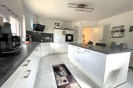 Haus zum Kaufen in Inchenhofen 599.000,00 € 192.15 m²