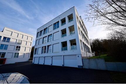 Moderne, barrierefreie Wohnung mit 2 Bädern und 2 Stellplätzen - Wolfsburg