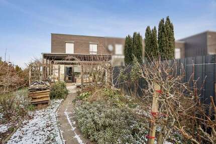 Haus zum Kaufen in Meckenheim 210.000,00 € 104 m²